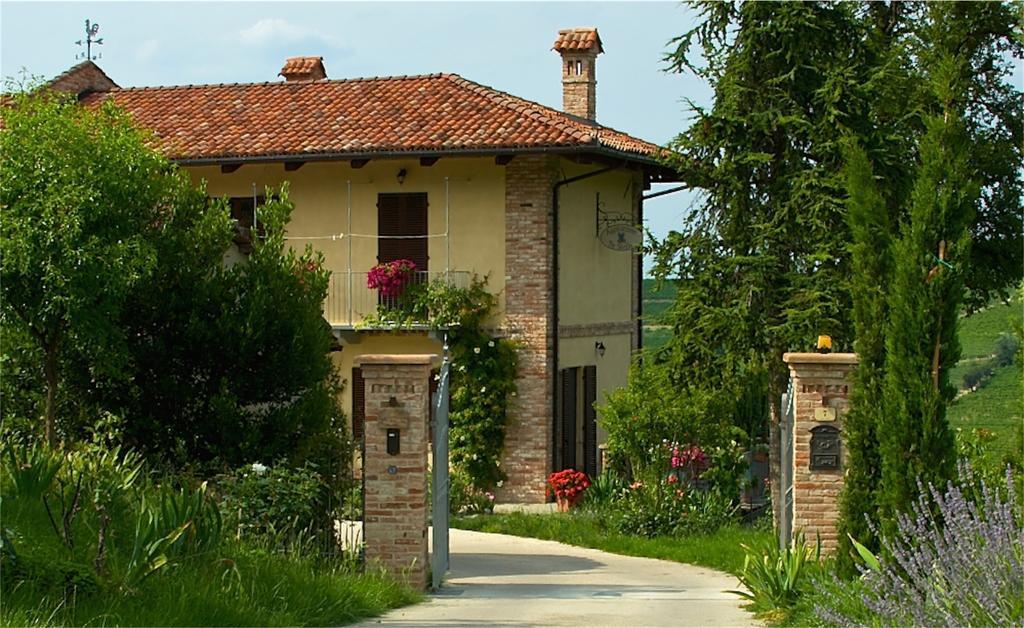 Agriturismo Tre Stelle Barbaresco Exterior photo