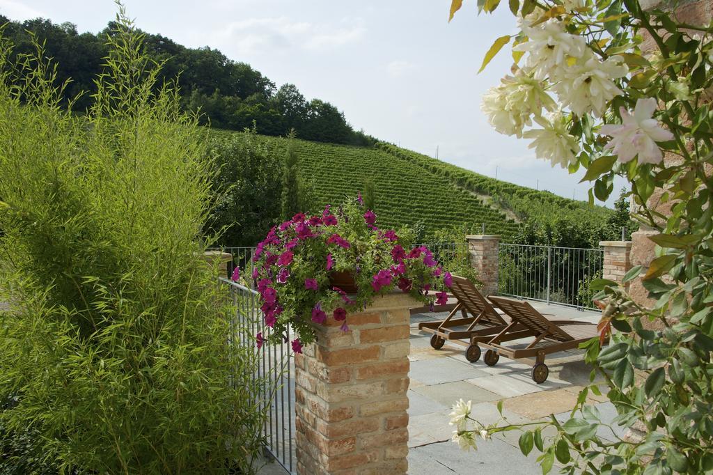Agriturismo Tre Stelle Barbaresco Exterior photo